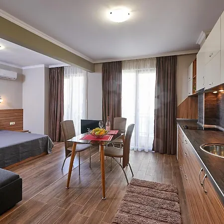 公寓 Bendita House *