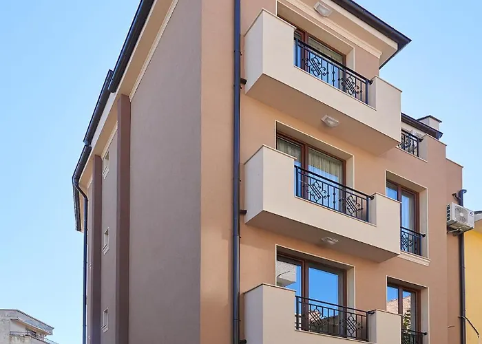 Апартамент Bendita House *